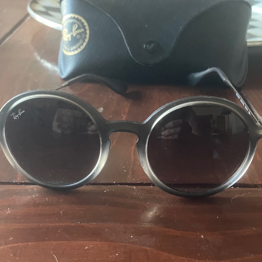 Ray-Ban round tortoise brown and grey modern sunglasses